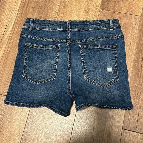 Liquid x jeans short - Picture 2 of 3
